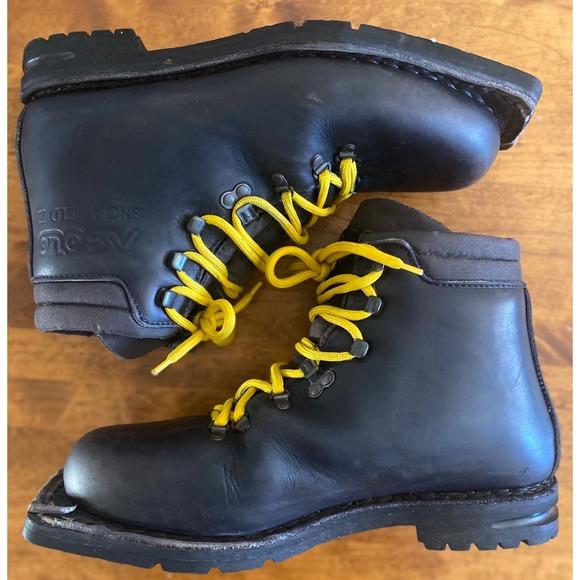 Vintage Asolo Snowfield Italy Leather Mountaineering Boots with Duckbill Toe 9.5 main image 8